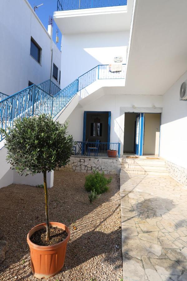 Traditional Town Garden Apartment Rhodes City Luaran gambar