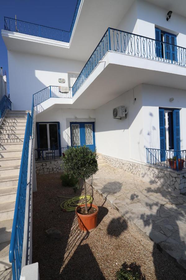 Traditional Town Garden Apartment Rhodes City Luaran gambar